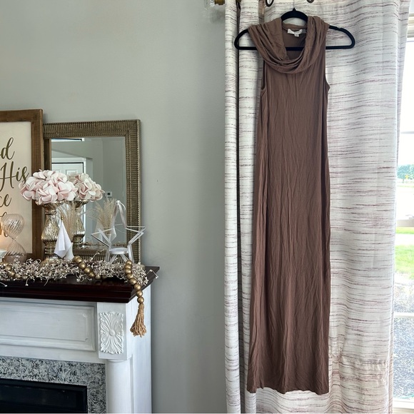 Anthropologie Flat White Sleeveless Slim Maxi Dress - Picture 3 of 6